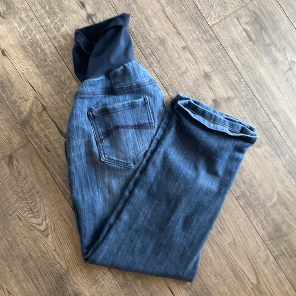 BOGO Oh Baby by Motherhood Cropped Jeans